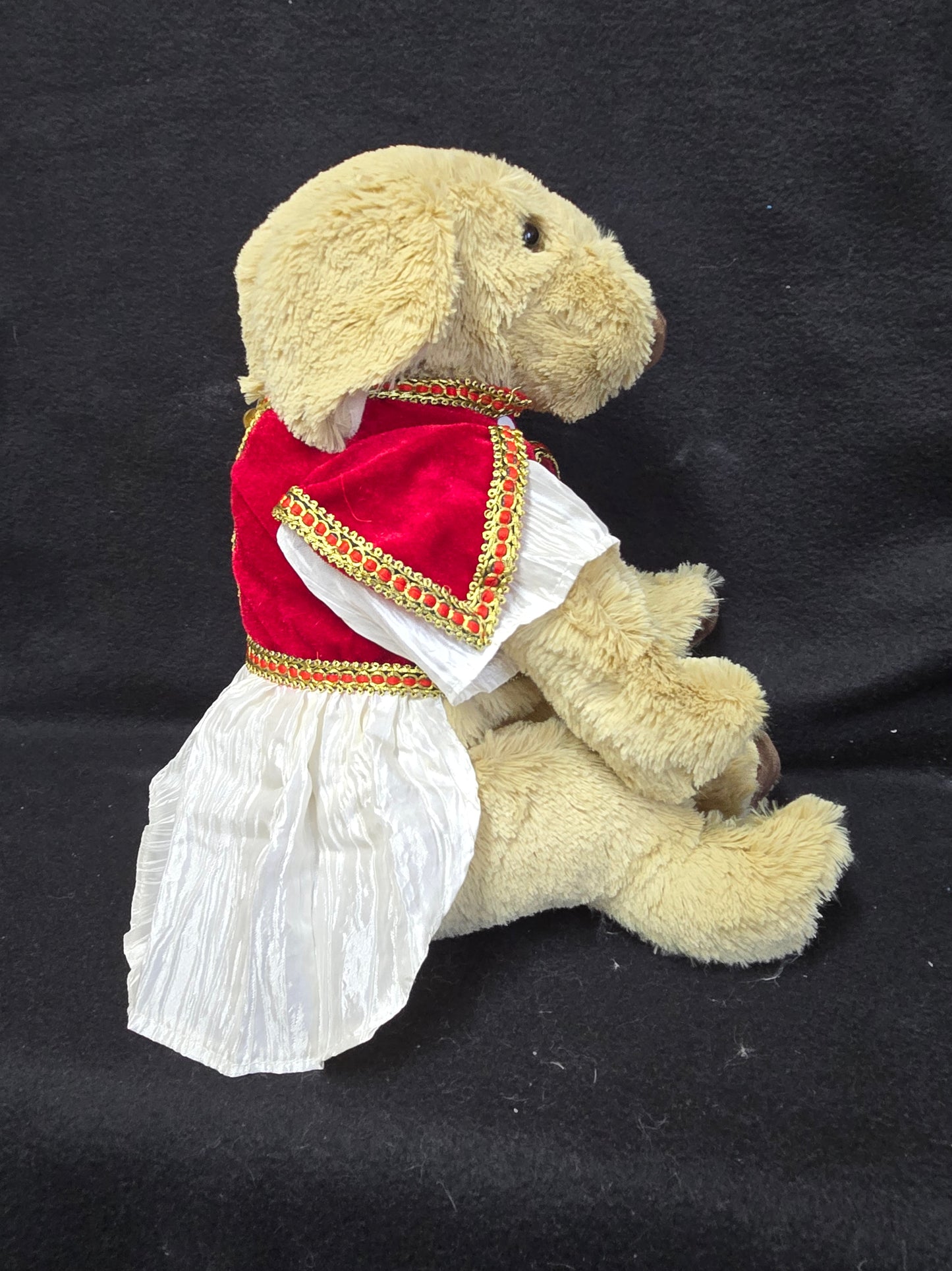 Super Plush Evzone Dog – 40 cm Greek Heritage Collectible