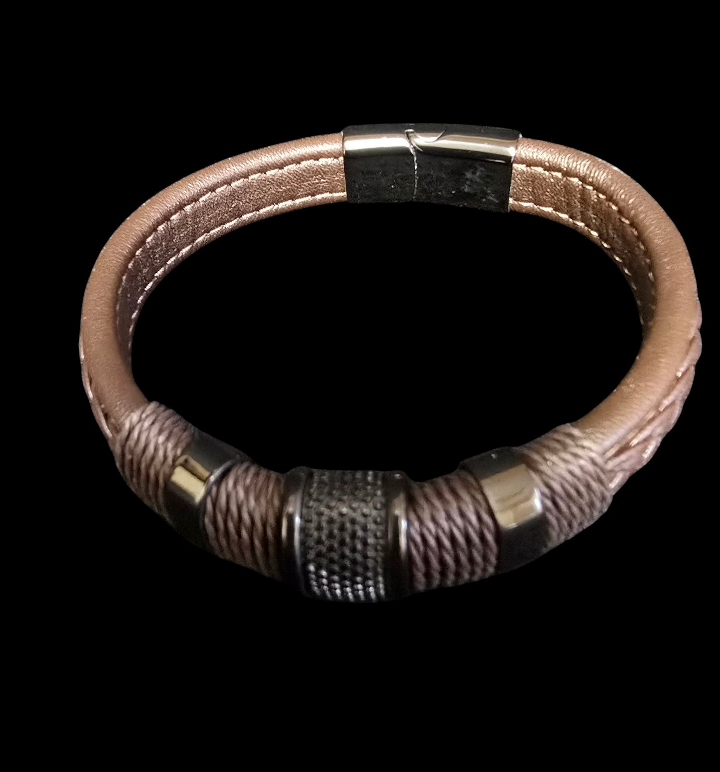Men’s Hand-Stitched Leather Bracelet – Magnetic Closure