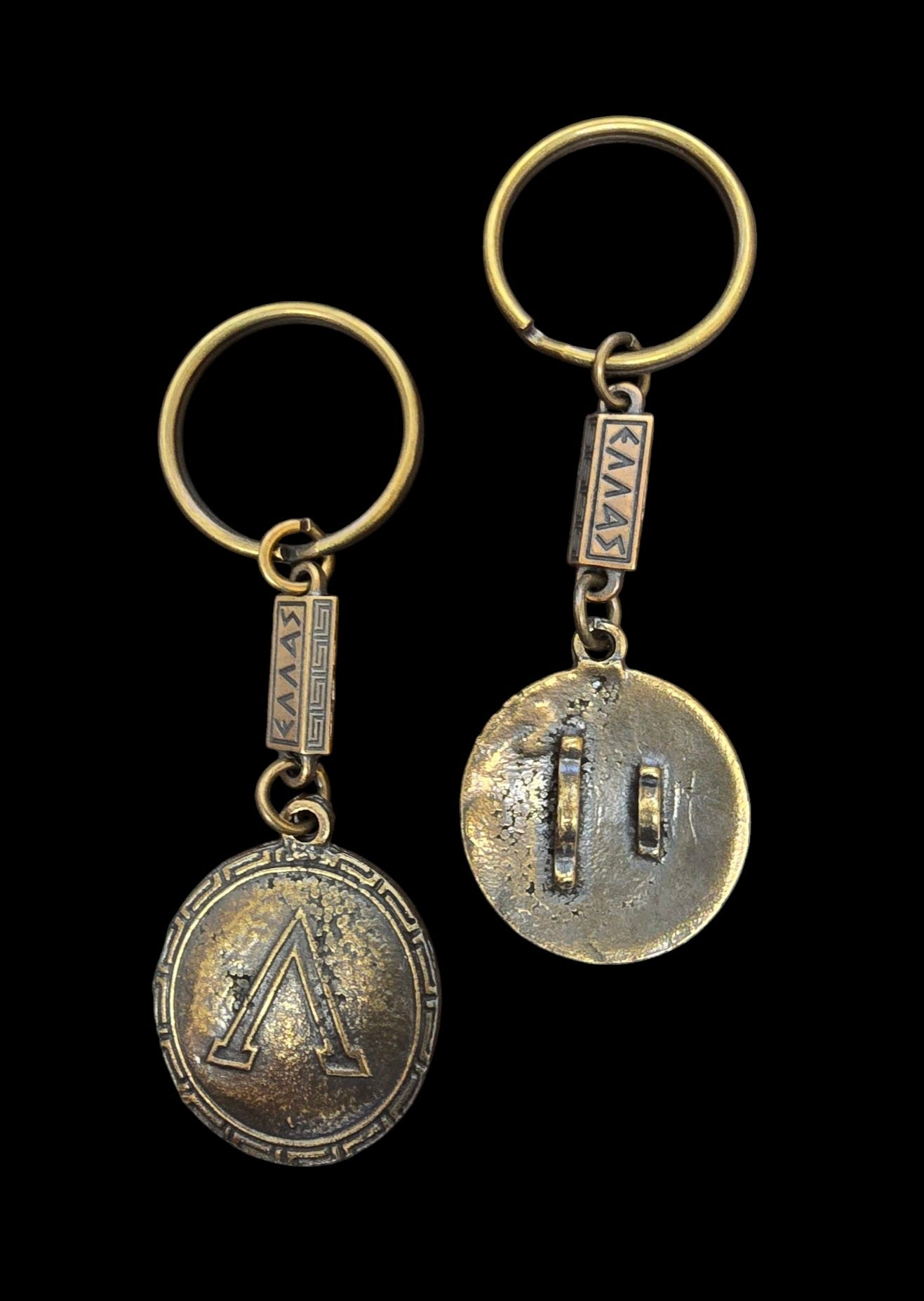 Bronze Warrior’s Shield Keychain – Strength & Heritage
