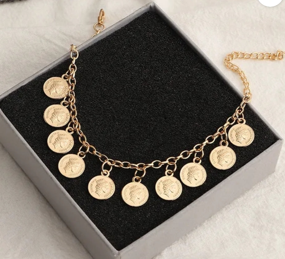 Retro Bohemian Portrait Pendant Anklet