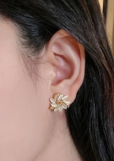 Opal Petal Stud Earrings – Delicate Floral Design