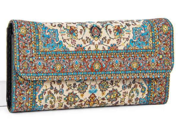 Chic Tapestry Wallet with Magnetic Closure – Elegance Meets Functionality