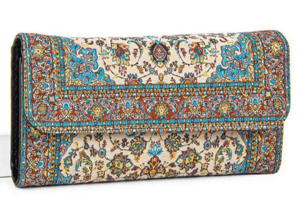 Chic Tapestry Wallet with Magnetic Closure – Elegance Meets Functionality