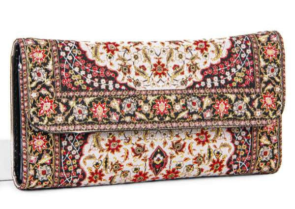 Chic Tapestry Wallet with Magnetic Closure – Elegance Meets Functionality