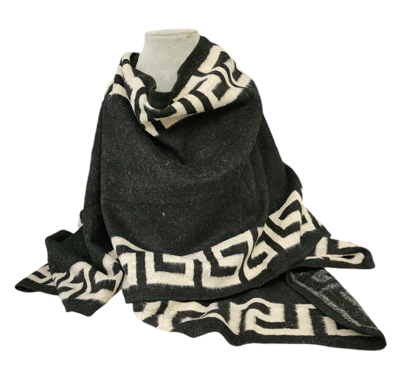 Elegant Shawl/Cape - Stylish and Versatile Outerwear