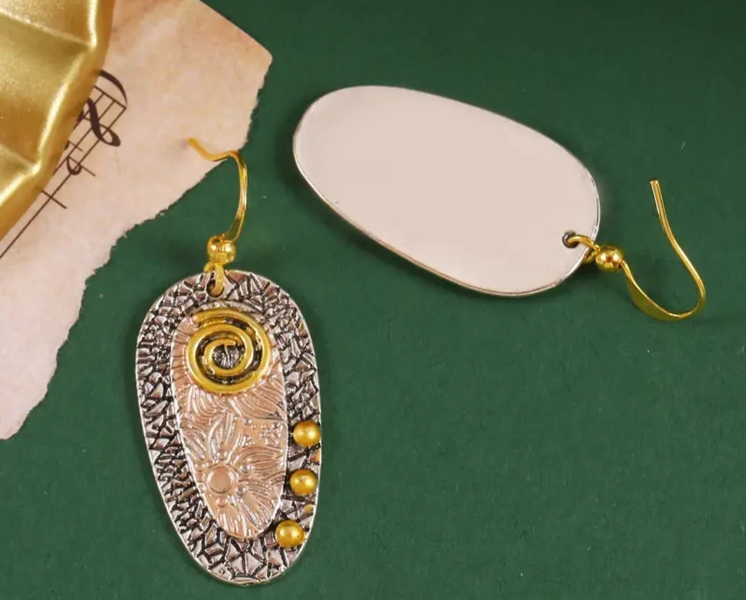 Bohemian Engraved Oval Drop Earrings – 14K Gold Plated